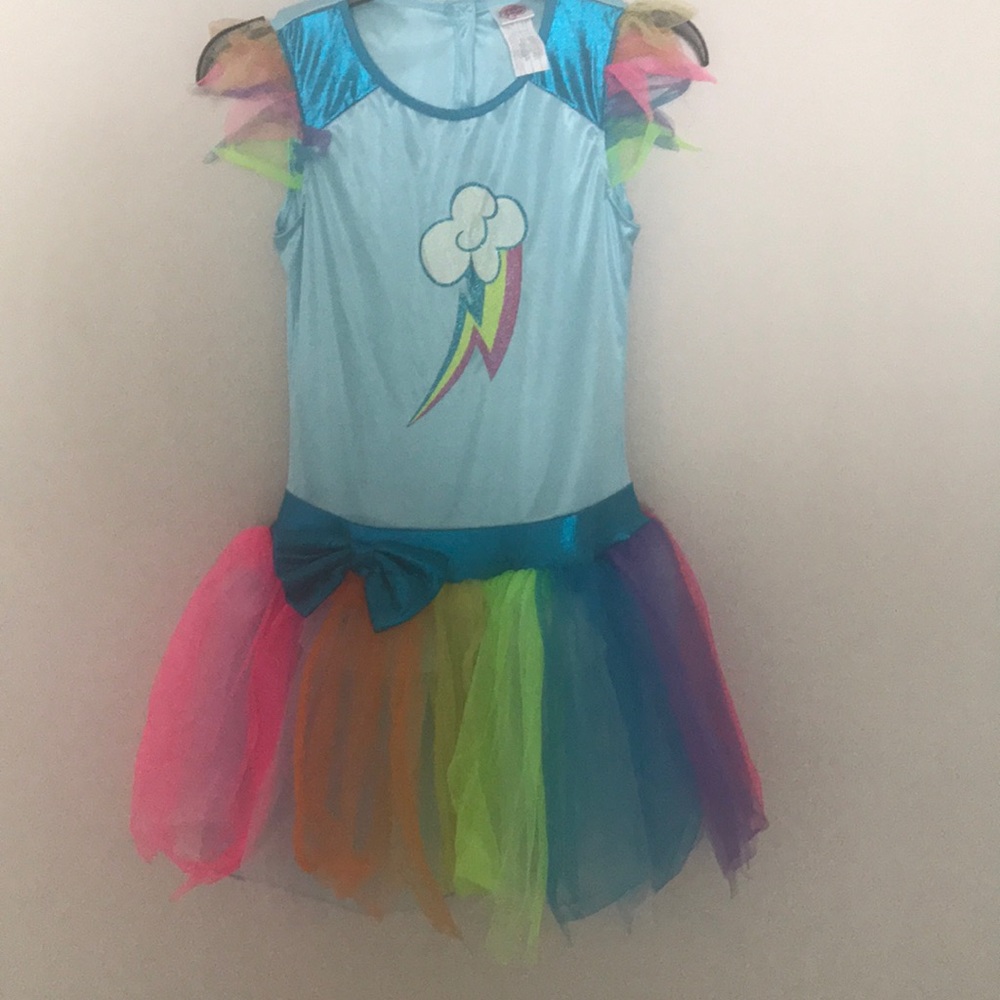 Costume